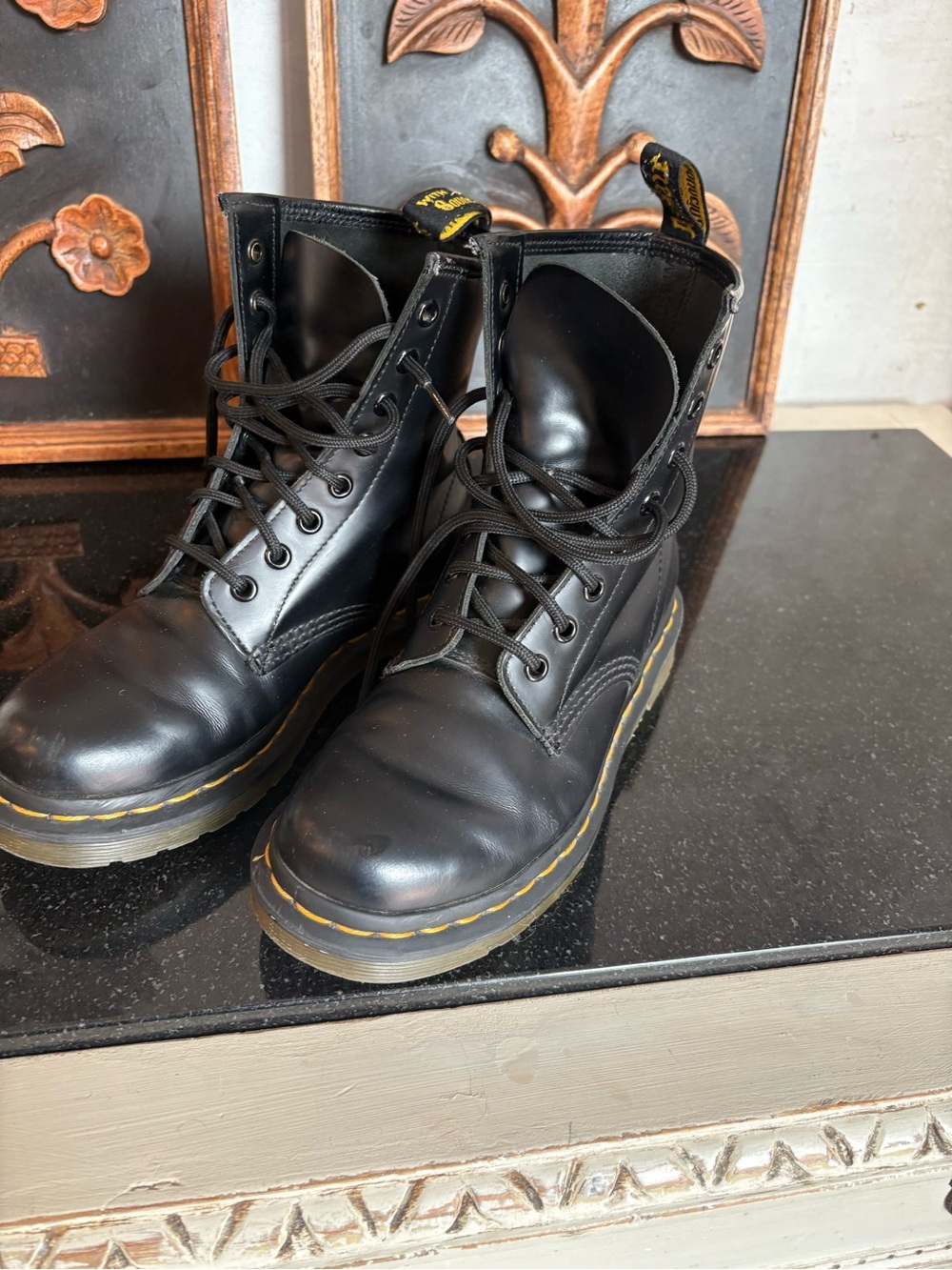 Black Leather Lace-Up women Doc Martens size 6
